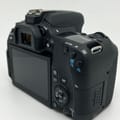 Canon EOS 77D + Objetivo EF-S 18-135mm f/3.5-5.6 IS USM de Segunda Mano (Estado Como Nuevo con Caja Original) - 4