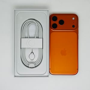 iPhone 17 Pro Max 512GB Como Nuevo (Totalmente Original, Batería 100%)